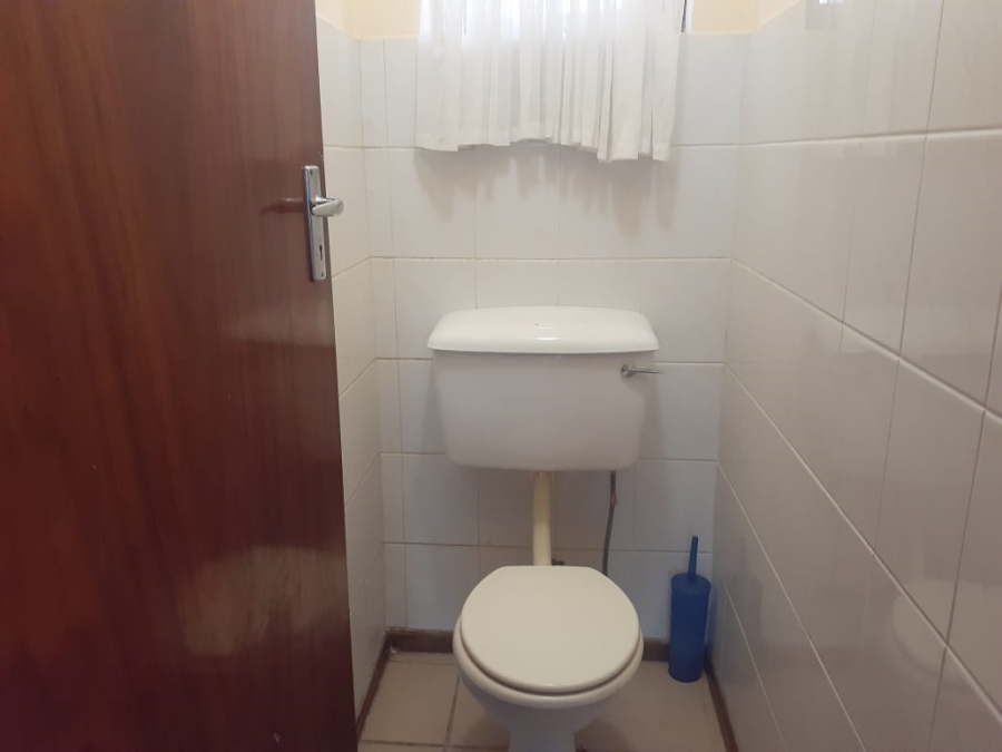 2 Bedroom Property for Sale in Port Elizabeth Central Eastern Cape